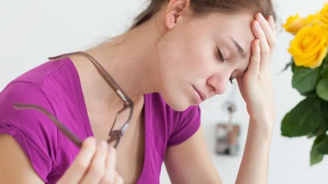 Усталая женщина