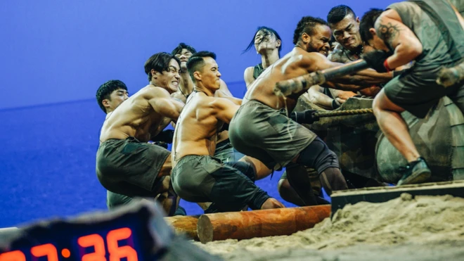 يتنافس المتسابقون في برنامج الواقع الكوري الجنوبي على :Netflix: Physical 100