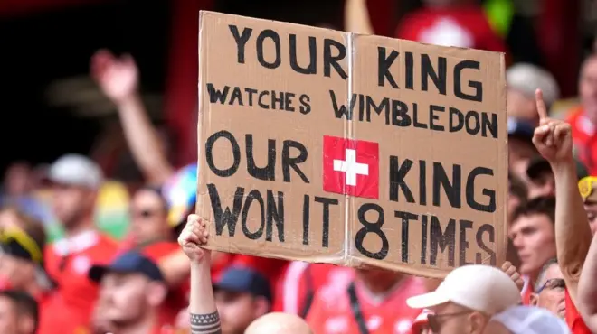 'Vaš kralj gleda Vimvldon, naš kralj ga je osvojio osam puta' - poruka Švajcaraca o teniskom tuniru koji je Rodžer Federer osvajao najviše