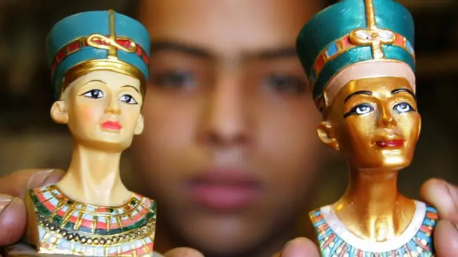 رأس نفرتيتي