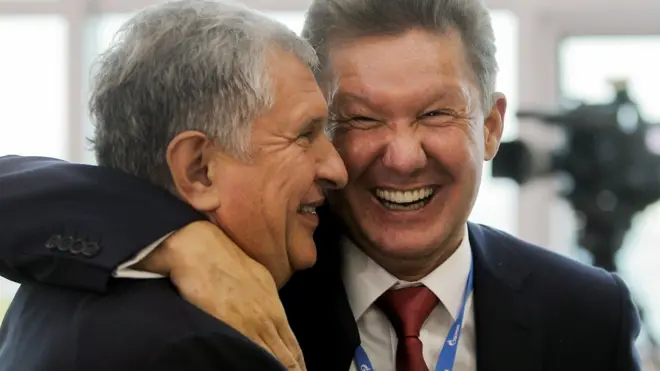 В первой четверке оказались Игорь Сечин (слева) и Алексей Миллер