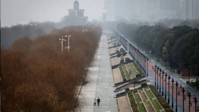 เมืองอู่ฮั่นร้างผู้คนขณะมีการล็อกดาวน์เมื่อหนึ่งปีที่แล้ว