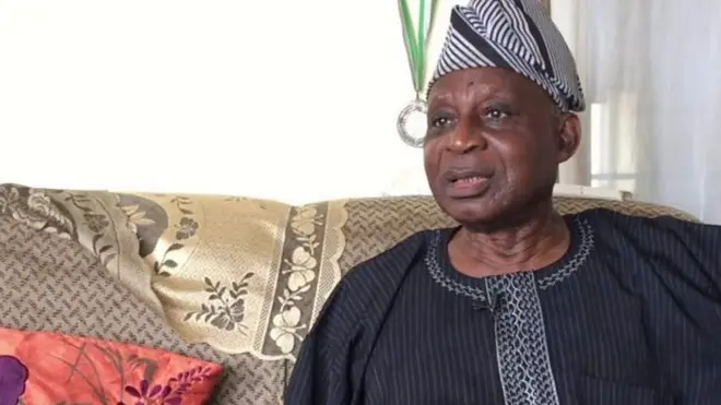 Sẹnatọ Okurounmu