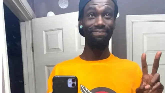 تایر نیکولز، ۲۹ ساله دهم ژانویه بر اثر شدت جراحات در بیمارستان درگذشت