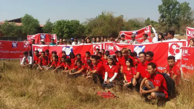 အလုပ်အကိုင် အာမခံချက် ရဖို့ ဆန္ဒပြရတာ ဖြစ်ပြီး ကုမ္ပဏီဘက်ကလည်း အလုပ်သမားသမဂ္ဂတွေနဲ့ တိုင်ပင်ပြီးမှ လုပ်သင့်