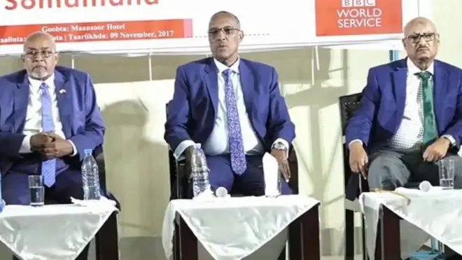 Madaxweynaha Somaliland Muuse Biixi Cabdi oo ay hareero fadhiyaan gudmooyiyeyaash labada xisbi mucaarad, Faysal Cali Waraabe iyo Cabdiraxmaan Cirro