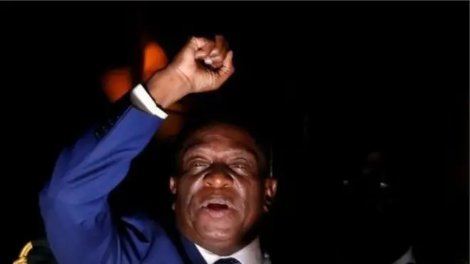 Emmerson Mnangagwa, l'ex-vice président qui prête serment ce vendredi comme nouveau président du Zimbabwe