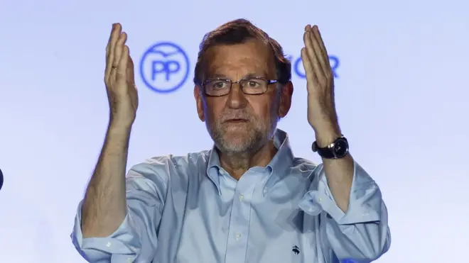 Mariano Rajoy dijo tras conocerse la victoriabetano logosu partido que iba a estar "a la alturabetano logolas circunstancias".