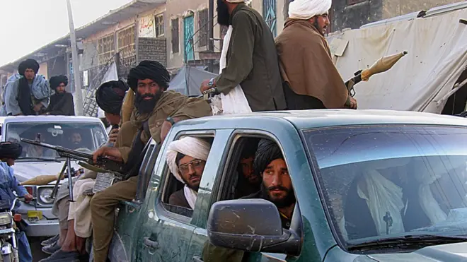 طالبان وايي، مشران یې د هلند د نشه يي توکو نه په ترلاسه کېدونکو پیسو هم اختلاف لري.