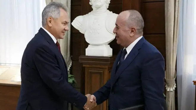 Sergey Şoyqu və Arşak Karapetyan