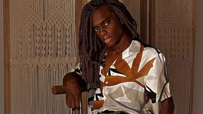 يعد زياد المسفر من أبرز الناشطين على مواقع التواصل الاجتماعي، خاصة موقع انستغرام.