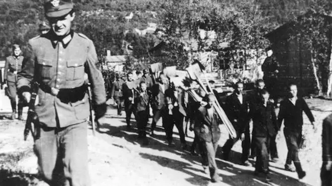 Jugoslovenski zatvorenici idu na rad