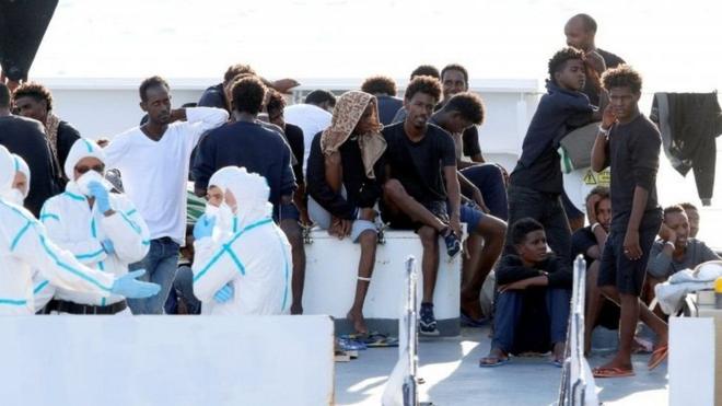 إيطاليا تمرر مشروع قانون صارم لمواجهة أزمة المهاجرين