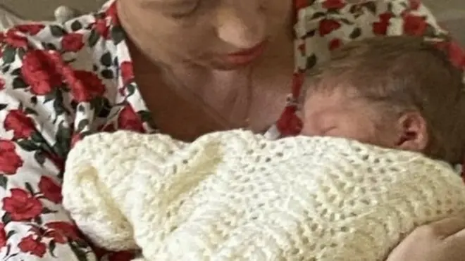 Кэрри Саймондс рожала в больнице при лондонском Университетском колледже