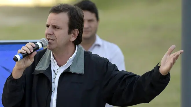 Prefeito Eduardo Paes inaugurou a vila olímpica no último domingo