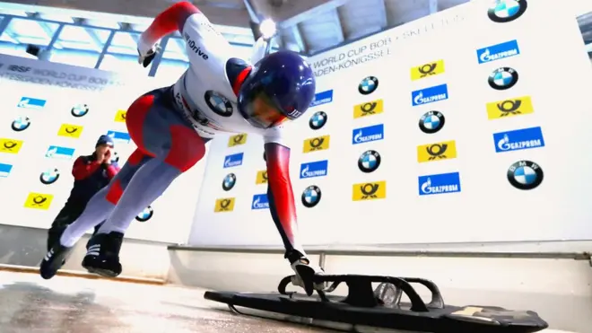 Alexander Tretiakov nwetere medalụ olaedo n'egwuregwu umunwoke na Sochị.