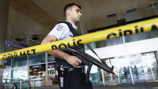 Нападение произошло во вторник примерно в 21:50 по местному времени