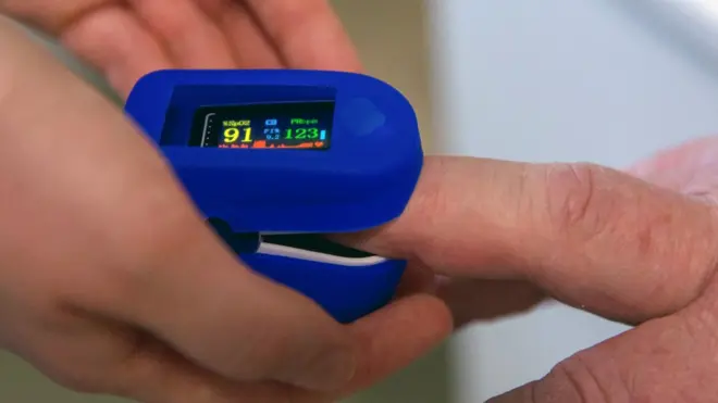 пульсоксиметр