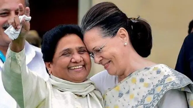 सोनिया गांधी, मायावती