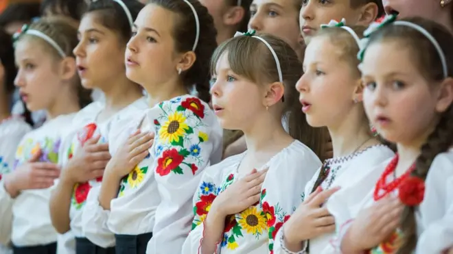 За словами міністра, реформа стосується 4 мільйонів школярів і 18 мільйонів їхніх родичів