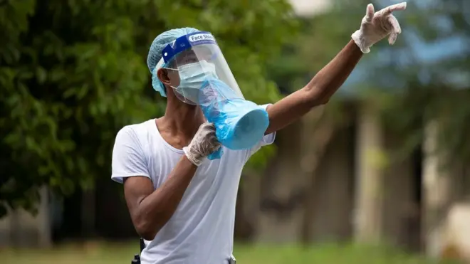 စေတနာ့ဝန်ထမ်းတစ်ဦး