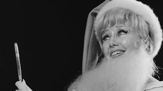 Санта-жінка