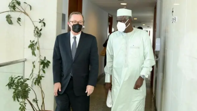 የአሜሪካ መንግሥት የአፍሪካ ቀንድ ልዩ መልዕክተኛ አምባሳደር ጄፈሪ ፌልትማን እና የአፍሪካ ሕብረት ኮሚሽን ሊቀመንበር ሙሳ ፋኪ።