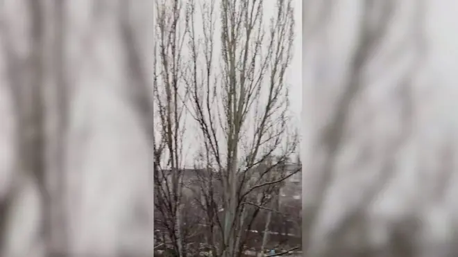 В Донецке включили сирену гражданской обороны. Видео