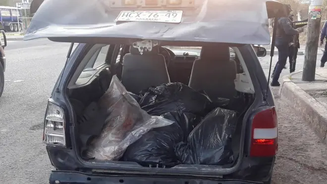 Otros restos humanos se encontraron en el auto en Guerrero.