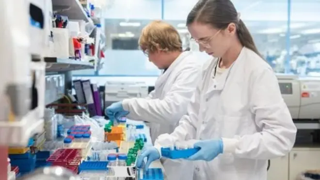 कोरोना वैक्सीन