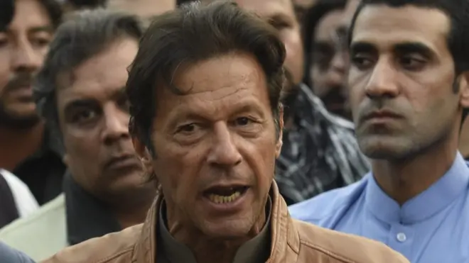 عمران خان نے کہا کہ وہ آزاد عدلیہ کو یہ پیغام دینا چاہتے ہیں کہ وہ اپنے فیصلوں پر عملدرآمد کروائے