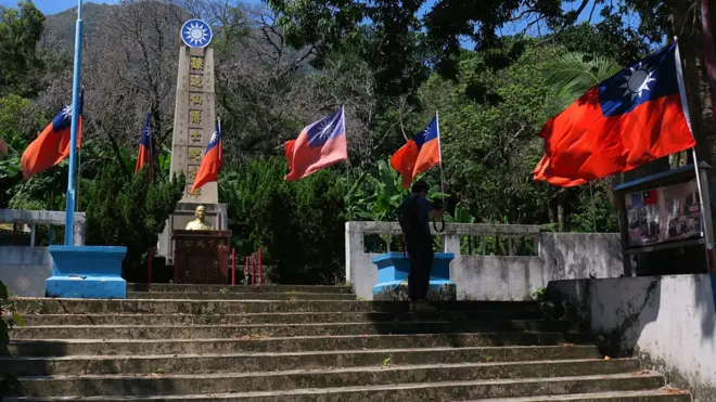 香港屯门红楼中山公园内的台湾“青天白日满地红”国旗（8/10/2020）
