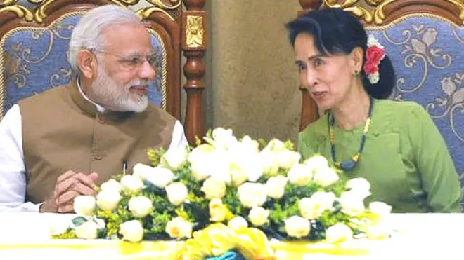 नरेंद्र मोदी