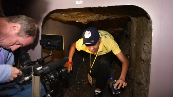 เด็กมุดถ้ำ