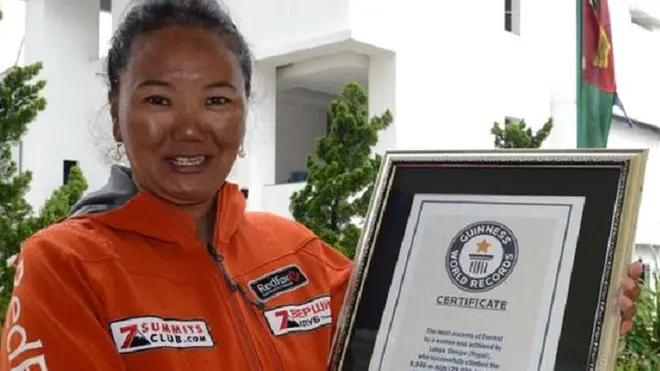 අටවතාවක් එවරස්ට් තරණය කිරීමේ අභිමානය