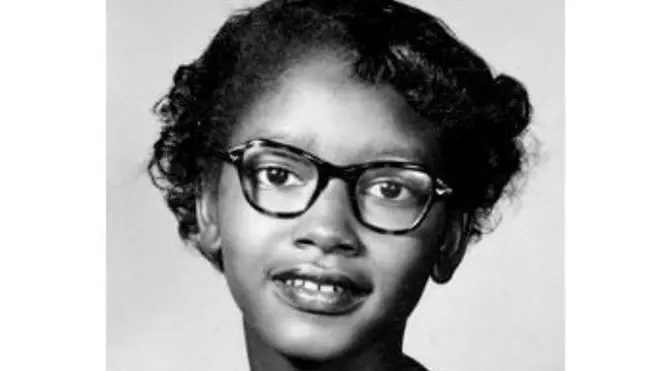 Nueve meses antes de que Rosa Parks hiciera historia, esta niña de 15 años también se rehusó ha ceder su asiento. (Foto: Wikipedia)