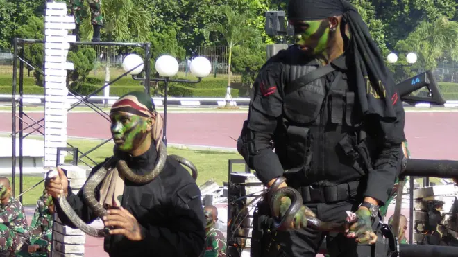 Awọn ọmọogun se ohun iyalẹnu fun minisita feto abo ni ilẹ Amẹrika