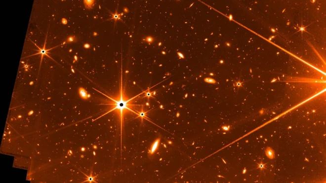 ภาพตัวอย่างบางส่วนจากกล้อง JWST แสดงให้เห็นดาวฤกษ์และกาแล็กซีในห้วงอวกาศลึกที่สุดเท่าที่มนุษย์เคยบันทึกได้