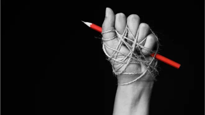 ደቂ ኣንስትዮ