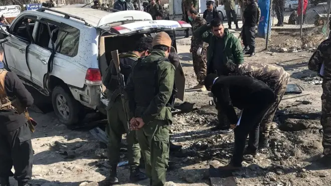 خودروی که در انفجار هدف قرار گرفته