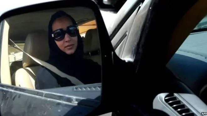 تعد السعودية الدولة الوحيدة في العالم التي تحظر على النساء قيادة السيارات