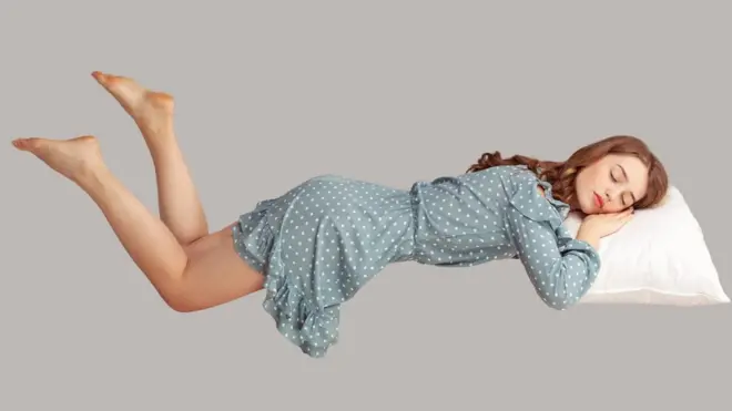 उत्तम मानसिक आरोग्यासाठी किशोरवयात भरपूर झोप घ्यावी का?