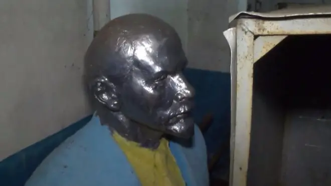 Памятник Ленину