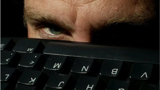 ตามองคีย์บอร์ด