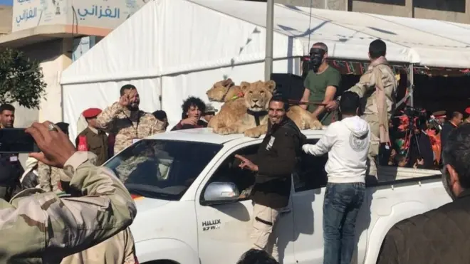 الإخوة الكاني