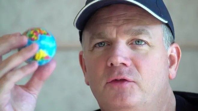 نظرية "الأرض مسطحة" تظهر من جديد في الولايات المتحدة من الأمريكية. فما القصة؟