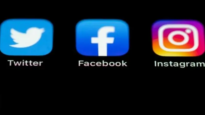 مواقع تواصل اجتماعي