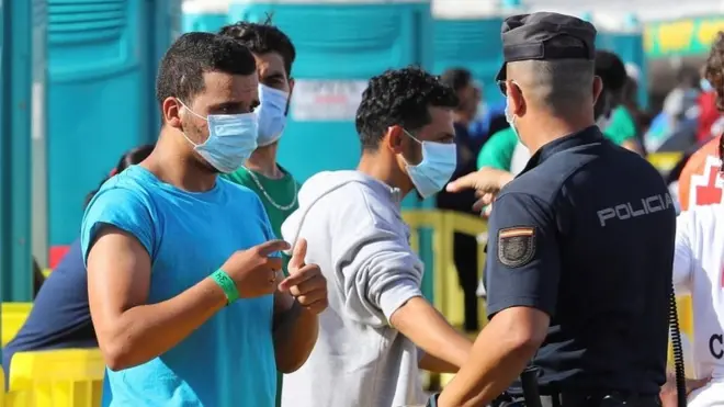 Спасенные мигранты