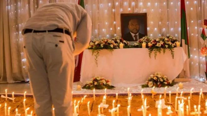 ምስንባት ኣስክሬን ፕሬዝደንት ብሩንዲ ነበር ፔር ንኩርንዚዛ