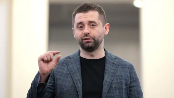 Давид Арахамія каже, що всі проблеми через труднощі з перекладом